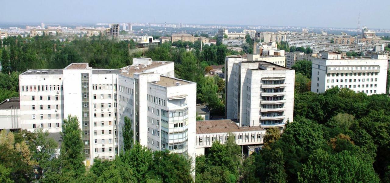 Near Lukyanovka Square Київ